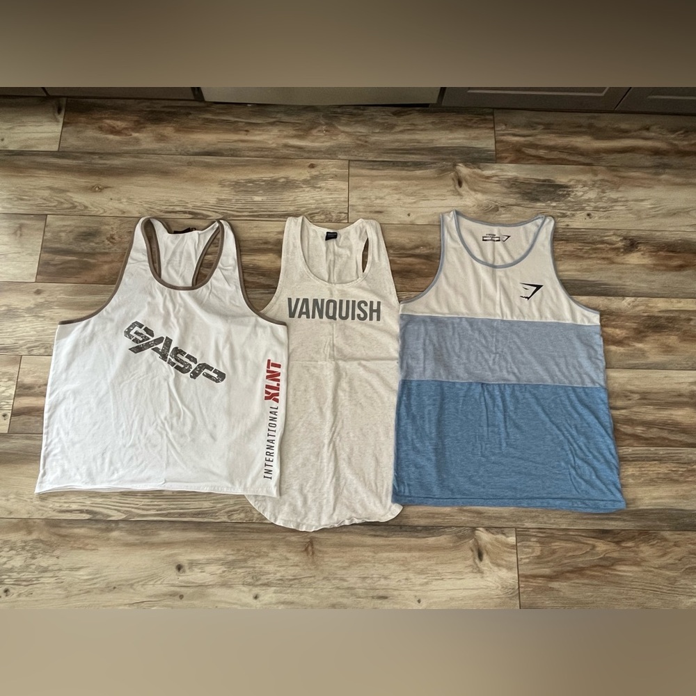 Bundle of 3 EUC Men’s Name-brand Athletic Tank Tops. Size XL.
